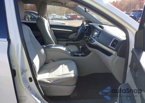 2014 Toyota Highlander Le Plus V6 из США, поврежденный, VIN 5TDBKRFH7ES032971